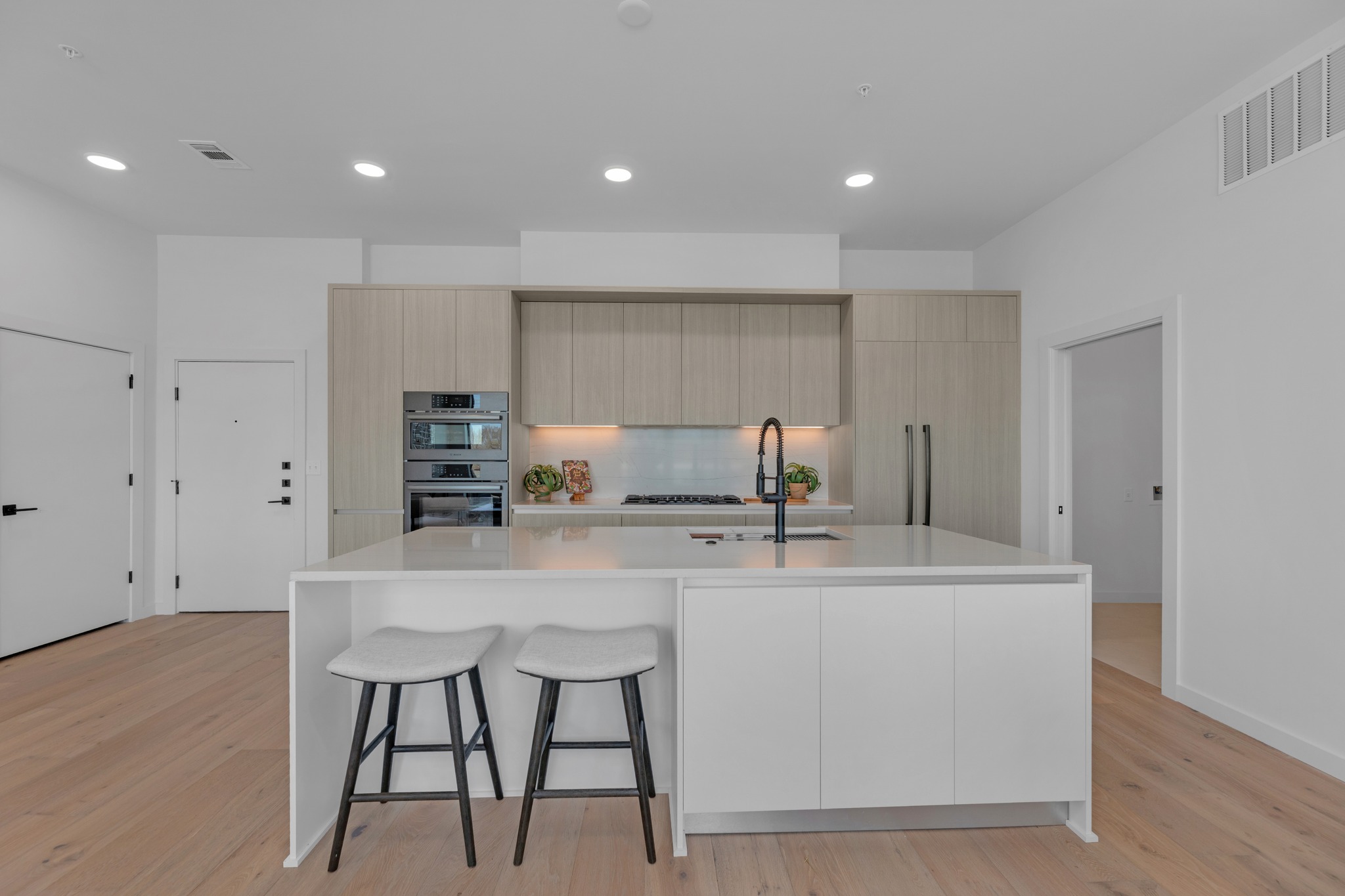 2209 South 1st Street, Unit 403 Austin, TX 78704 - Photo 11 of 40