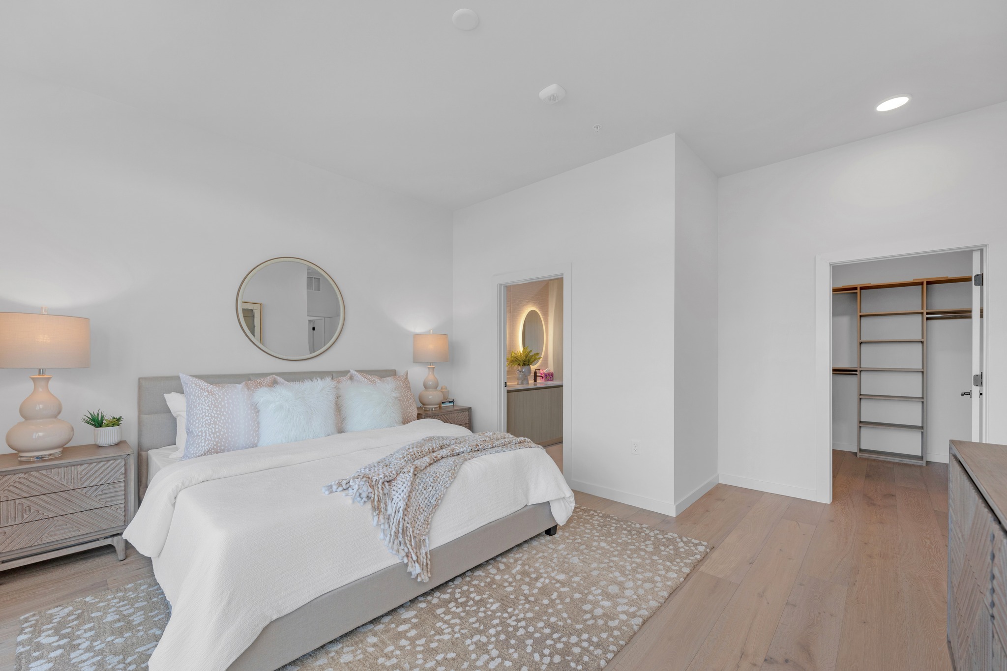 2209 South 1st Street, Unit 403 Austin, TX 78704 - Photo 13 of 40 Primary Bedroom