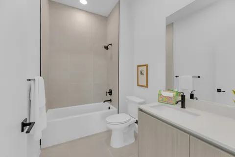 $1,199,000 | 2209 South 1st Street, Unit 403, Austin, TX 78704