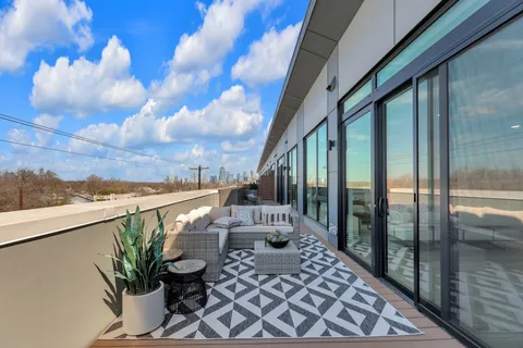 $1,199,000 | 2209 South 1st Street, Unit 403, Austin, TX 78704