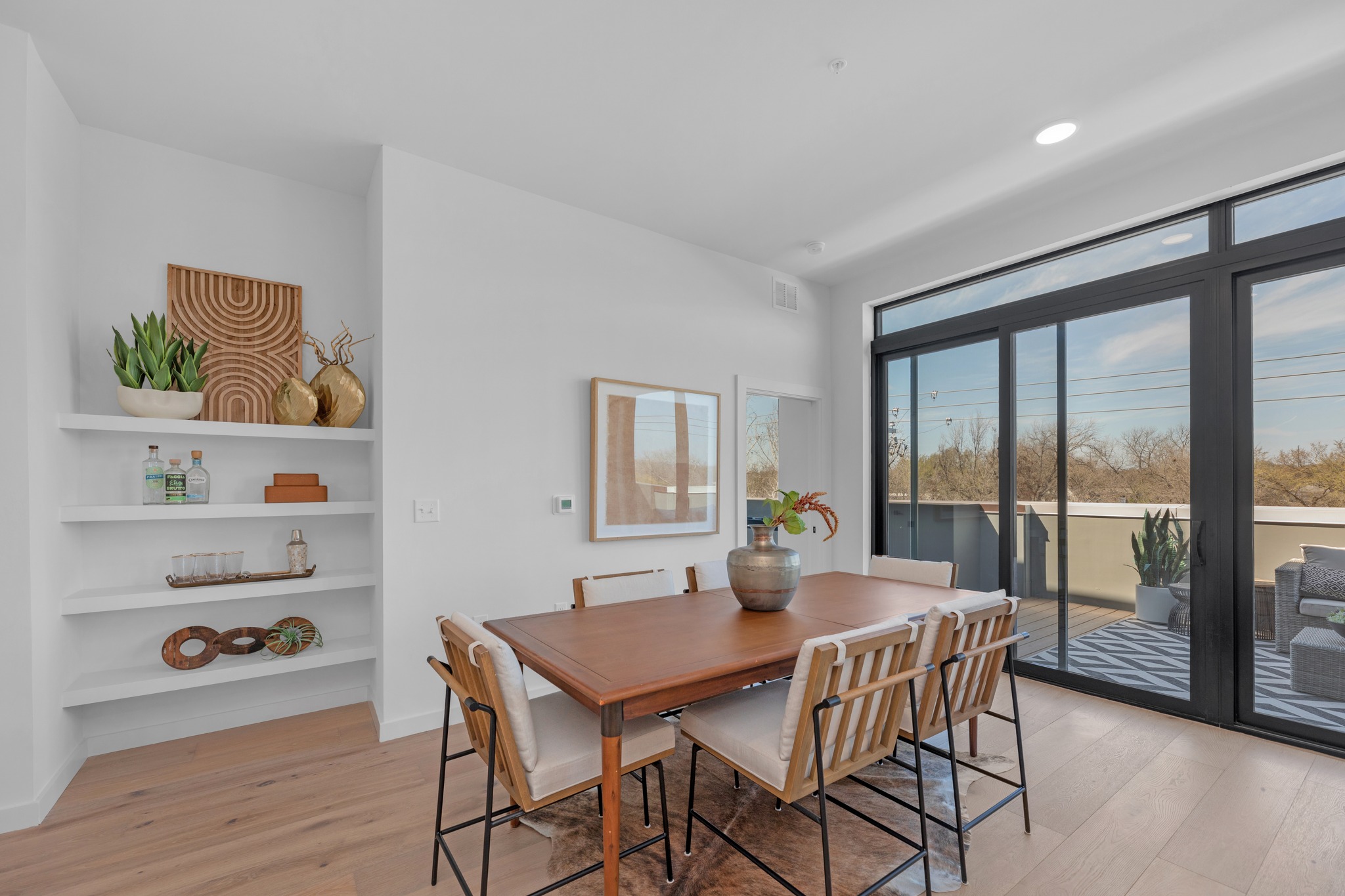 2209 South 1st Street, Unit 403 Austin, TX 78704 - Photo 4 of 40