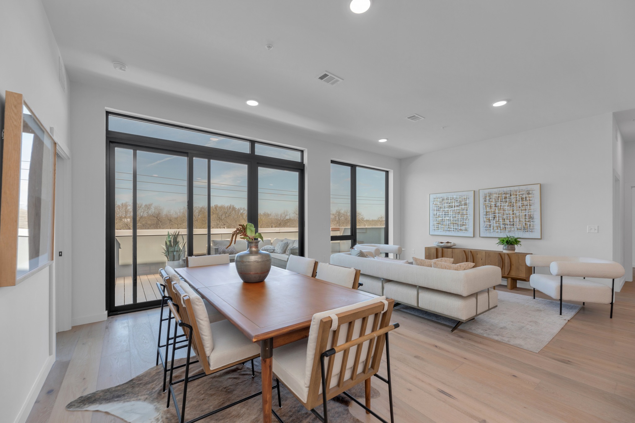 2209 South 1st Street, Unit 403 Austin, TX 78704 - Photo 5 of 40