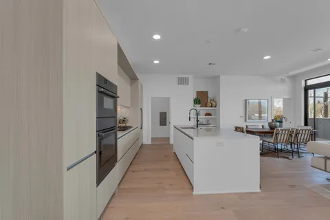$1,199,000 | 2209 South 1st Street, Unit 403, Austin, TX 78704