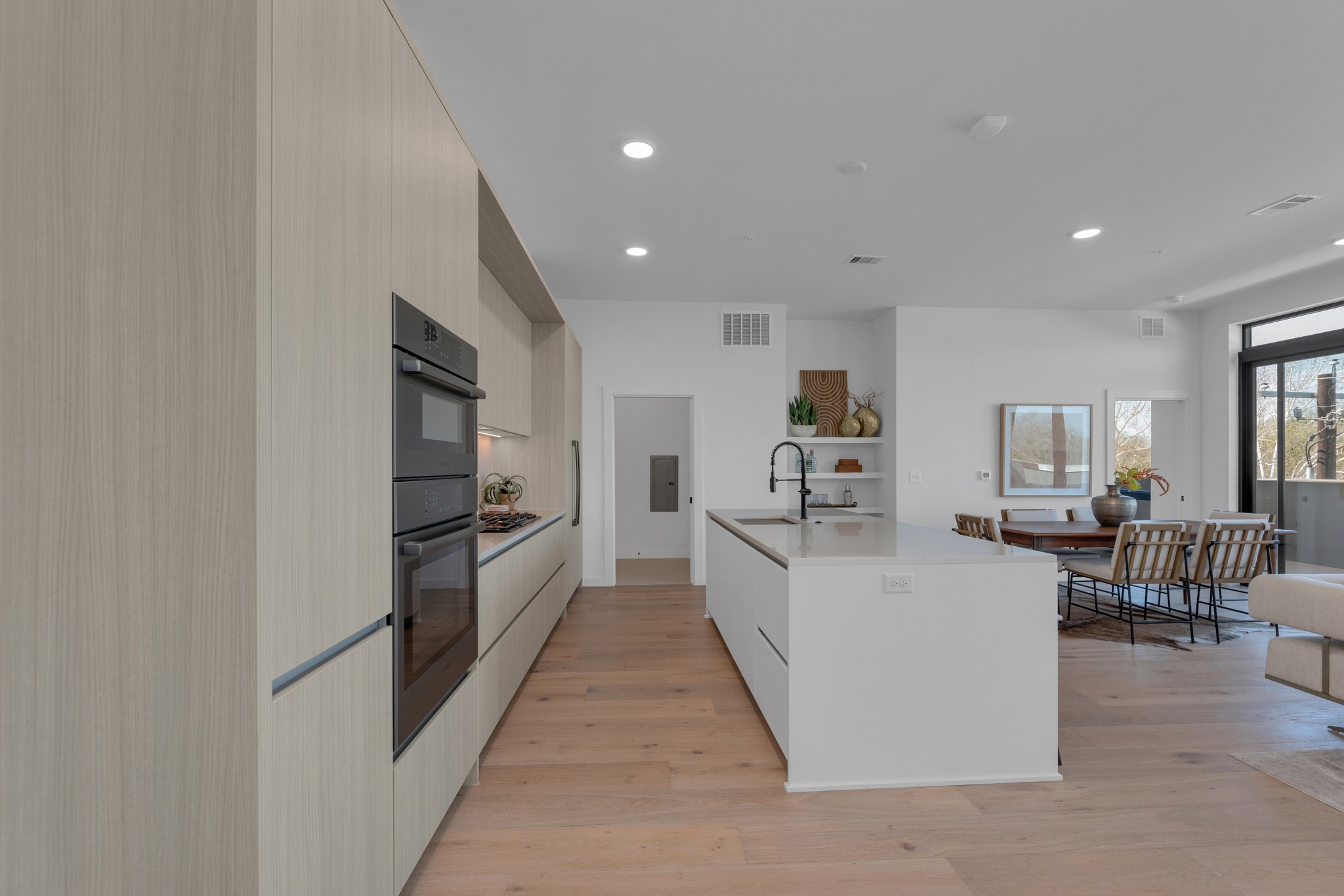 2209 South 1st Street, Unit 403 Austin, TX 78704 - Photo 10 of 40