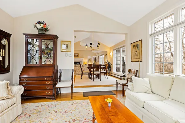 $1,295,000 | 44 Island View Lane, Brunswick, ME 04011