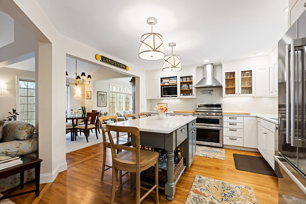 44 Island View Lane Brunswick, ME 04011 - Photo 14 of 67 20_BP5A7597_DxO_mls