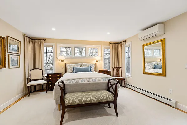 $1,295,000 | 44 Island View Lane, Brunswick, ME 04011