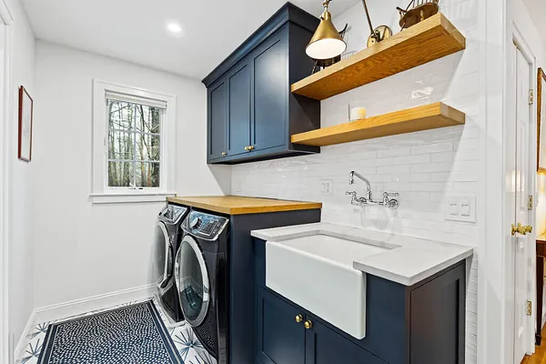 $1,295,000 | 44 Island View Lane, Brunswick, ME 04011