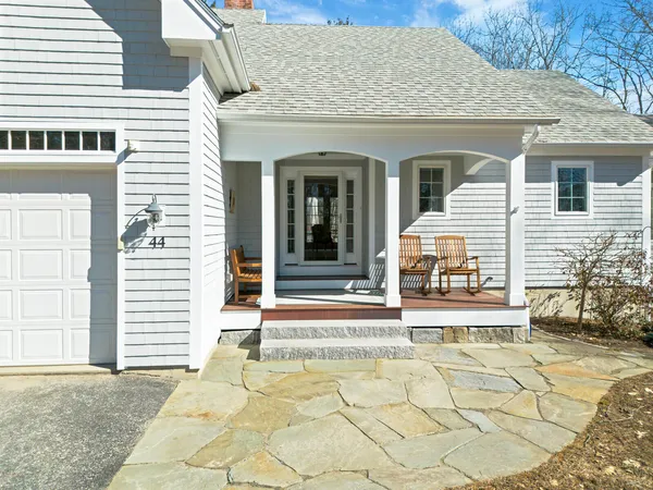 $1,295,000 | 44 Island View Lane, Brunswick, ME 04011