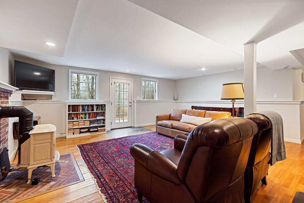 44 Island View Lane Brunswick, ME 04011 - Photo 43 of 67 49_BP5A7684_DxO_mls