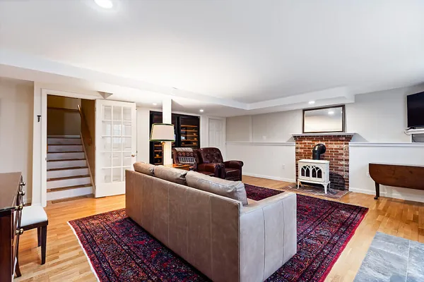 $1,295,000 | 44 Island View Lane, Brunswick, ME 04011