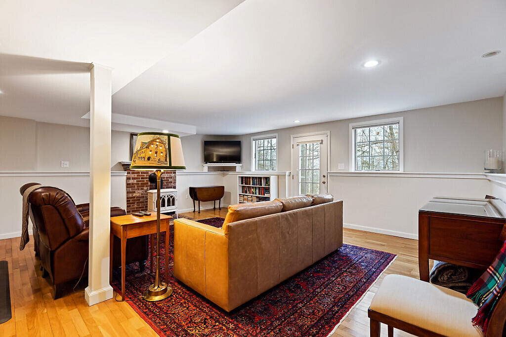 44 Island View Lane Brunswick, ME 04011 - Photo 44 of 67 44_BP5A7669_DxO_mls