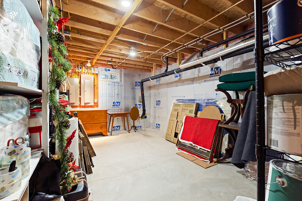 44 Island View Lane Brunswick, ME 04011 - Photo 51 of 71 51_BP5A7690_DxO_mls