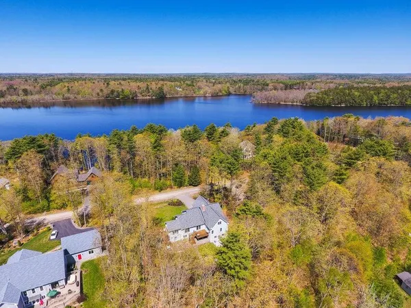$1,295,000 | 44 Island View Lane, Brunswick, ME 04011
