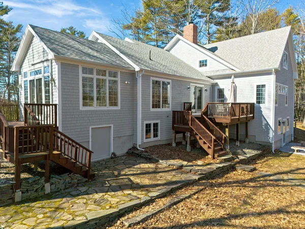 $1,295,000 | 44 Island View Lane, Brunswick, ME 04011
