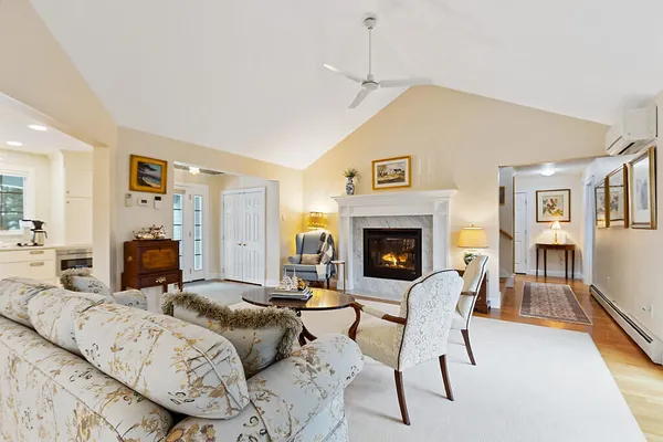 $1,295,000 | 44 Island View Lane, Brunswick, ME 04011