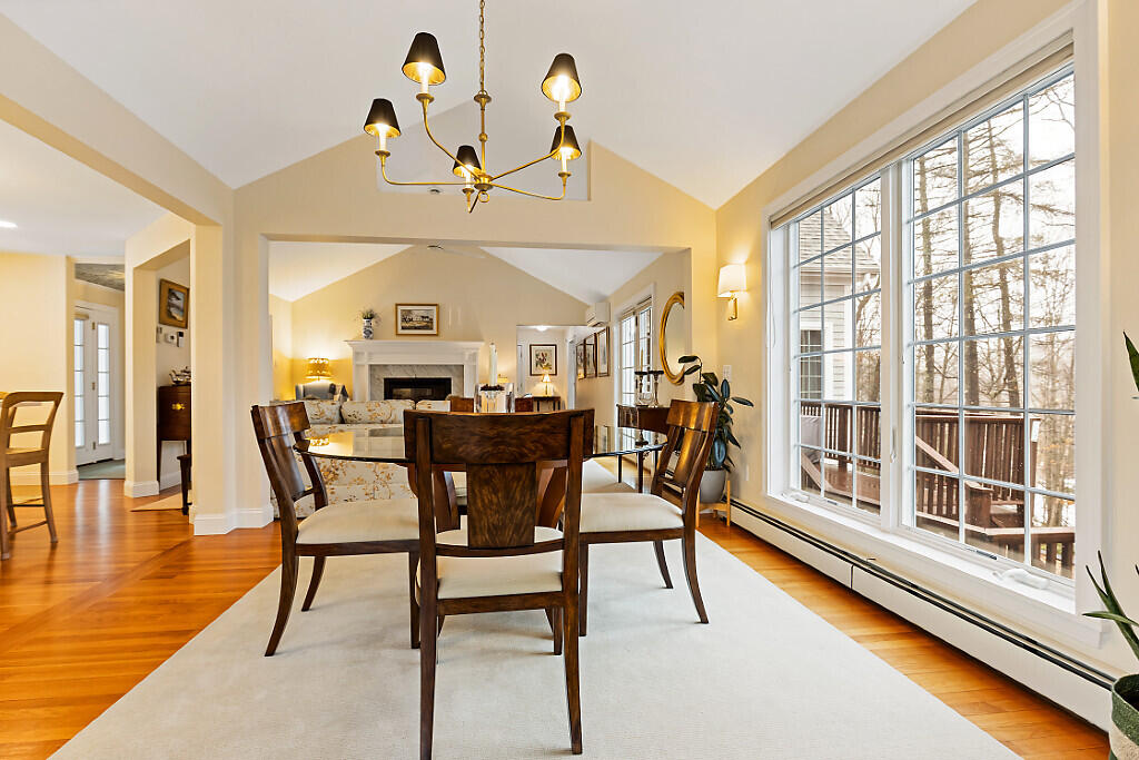 44 Island View Lane Brunswick, ME 04011 - Photo 10 of 67 31_BP5A7630_DxO_mls