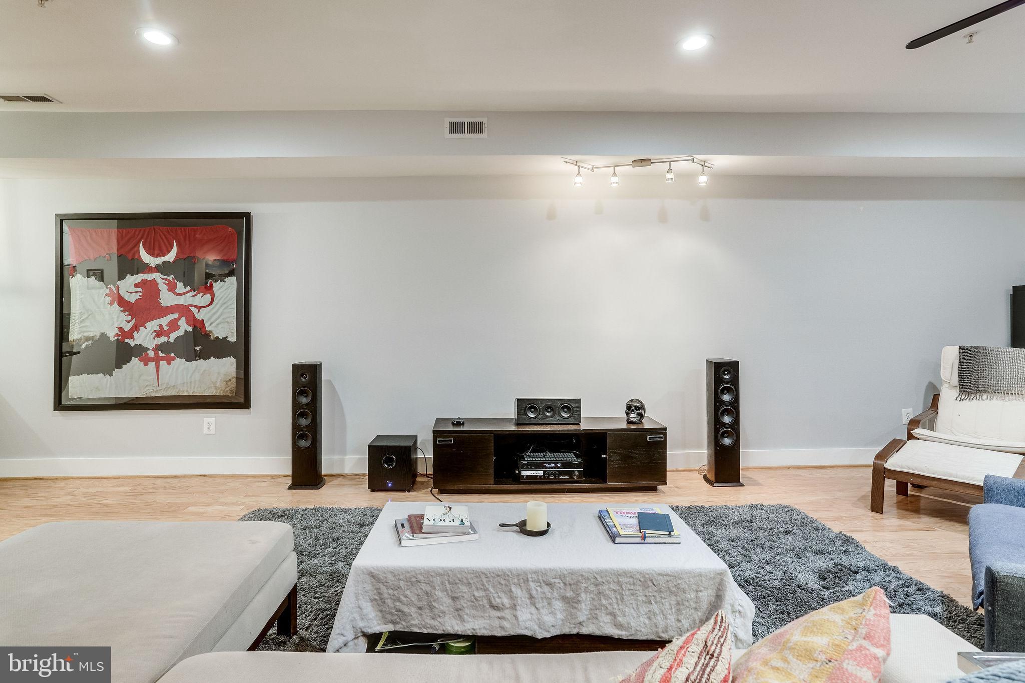 1129 Columbia Road Northwest, Unit 100 Washington, DC 20009 - Photo 14 of 36