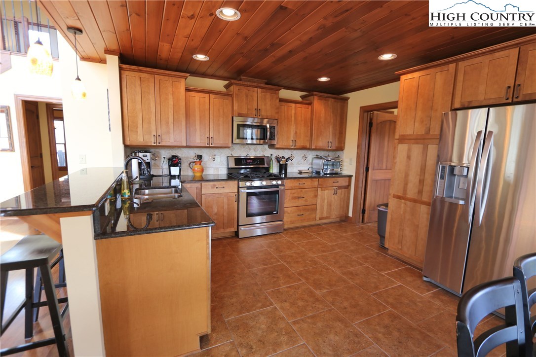 319 Edens Gate Road Deep Gap, NC 28618 - Photo 18 of 43 Gallery Image 18
