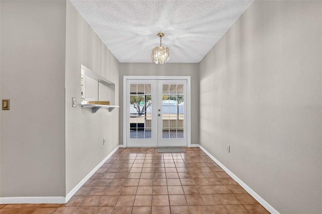 6411 Cromwell Road Lakeland, FL 33809 - Photo 18 of 42