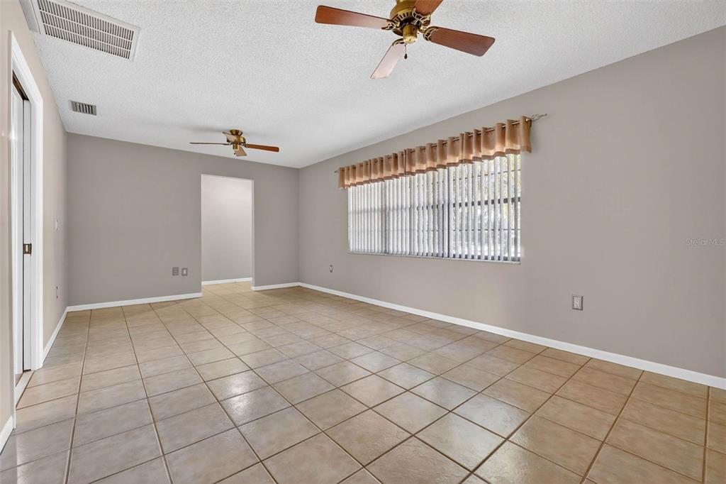 6411 Cromwell Road Lakeland, FL 33809 - Photo 8 of 42