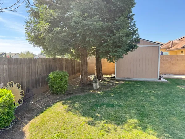$789,000 | 2670 Muncie Avenue, Clovis, CA 93619