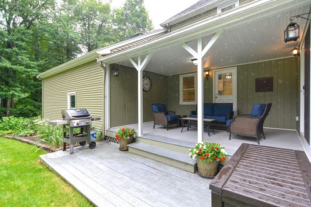 61 Teresa Road Hopkinton, MA 01748 - Photo 4 of 40 Gallery Image 4