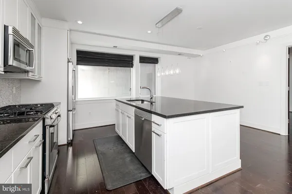 $2,550 | 2360 Champlain Street Northwest, Unit B2, Washington, DC 20009