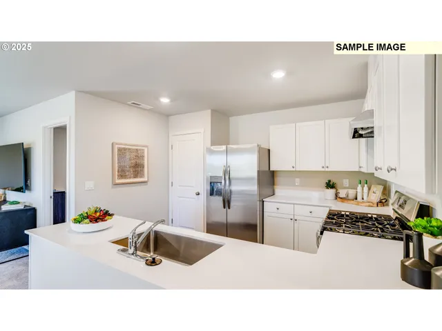 $424,900 | 5717 Durst Street, Eugene, OR 97402