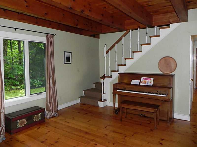 361 Lunt Road Brunswick, ME 04011 - Photo 12 of 34 Living Room.