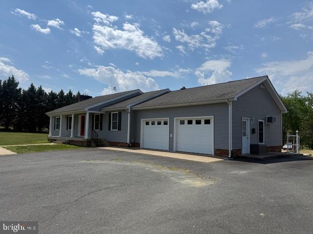 1391 Garrisonville Road Stafford, VA 22556 - Photo 3 of 26