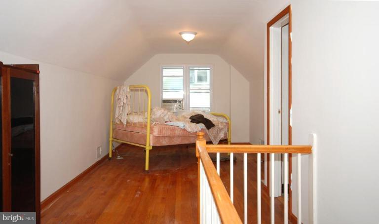 3926 Havard Street Silver Spring, MD 20906 - Photo 14 of 14 Upper Level Bedroom Suite w full bath