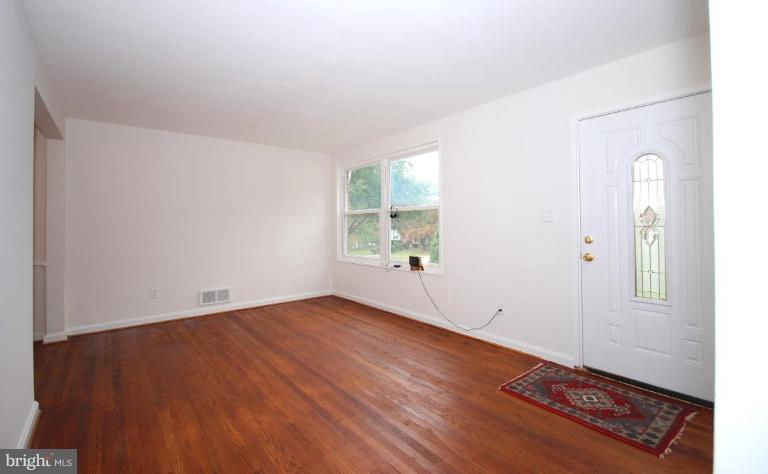 3926 Havard Street Silver Spring, MD 20906 - Photo 5 of 14 Living Room #2