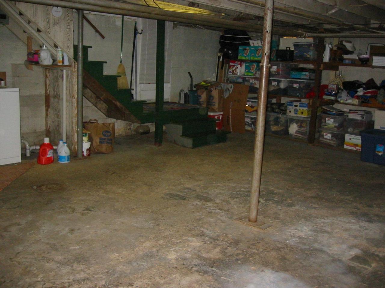 1886 Arlington Road Southwest Roanoke, VA 24015 - Photo 14 of 29 Basement