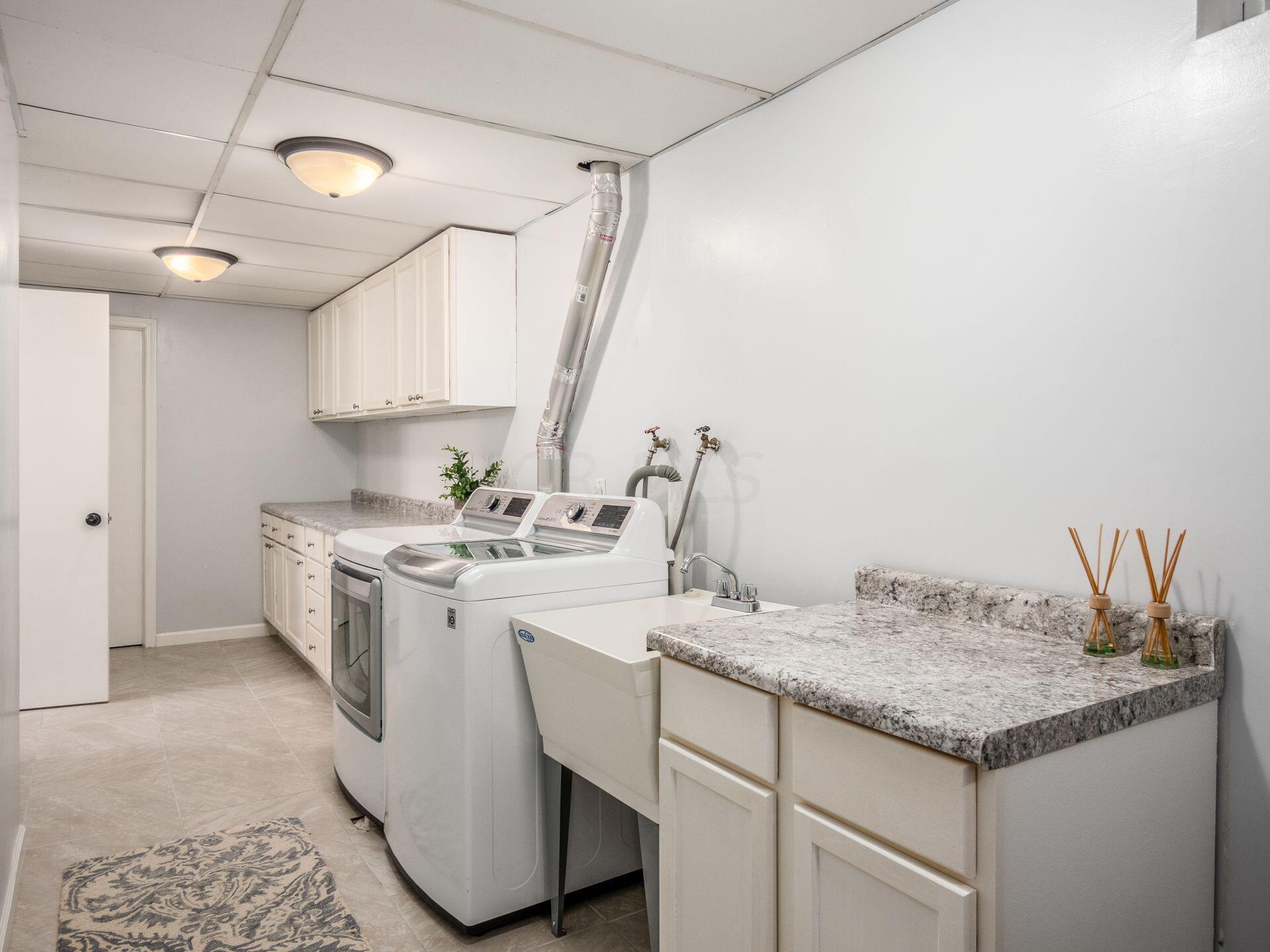 4370 Shire Landing Road Hilliard, OH 43026 - Photo 54 of 77 Utility Room