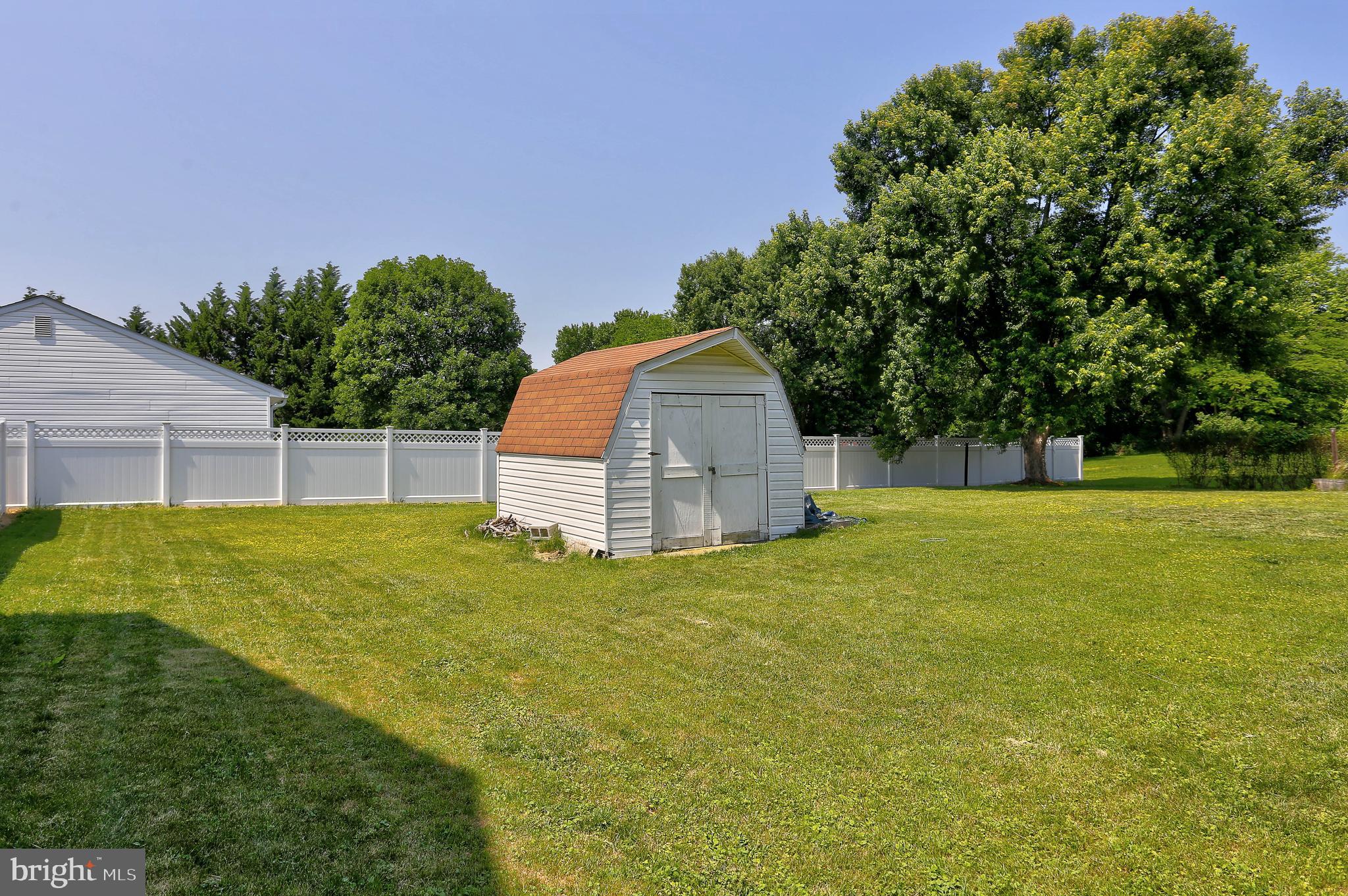 10355 Scaggsville Road Laurel, MD 20723 - Photo 33 of 41 a house view with a garden space
