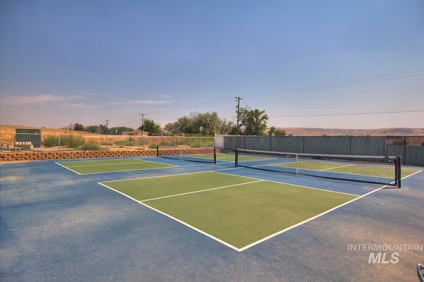 2920 Northeast 16th Avenue, Payette, ID 83661