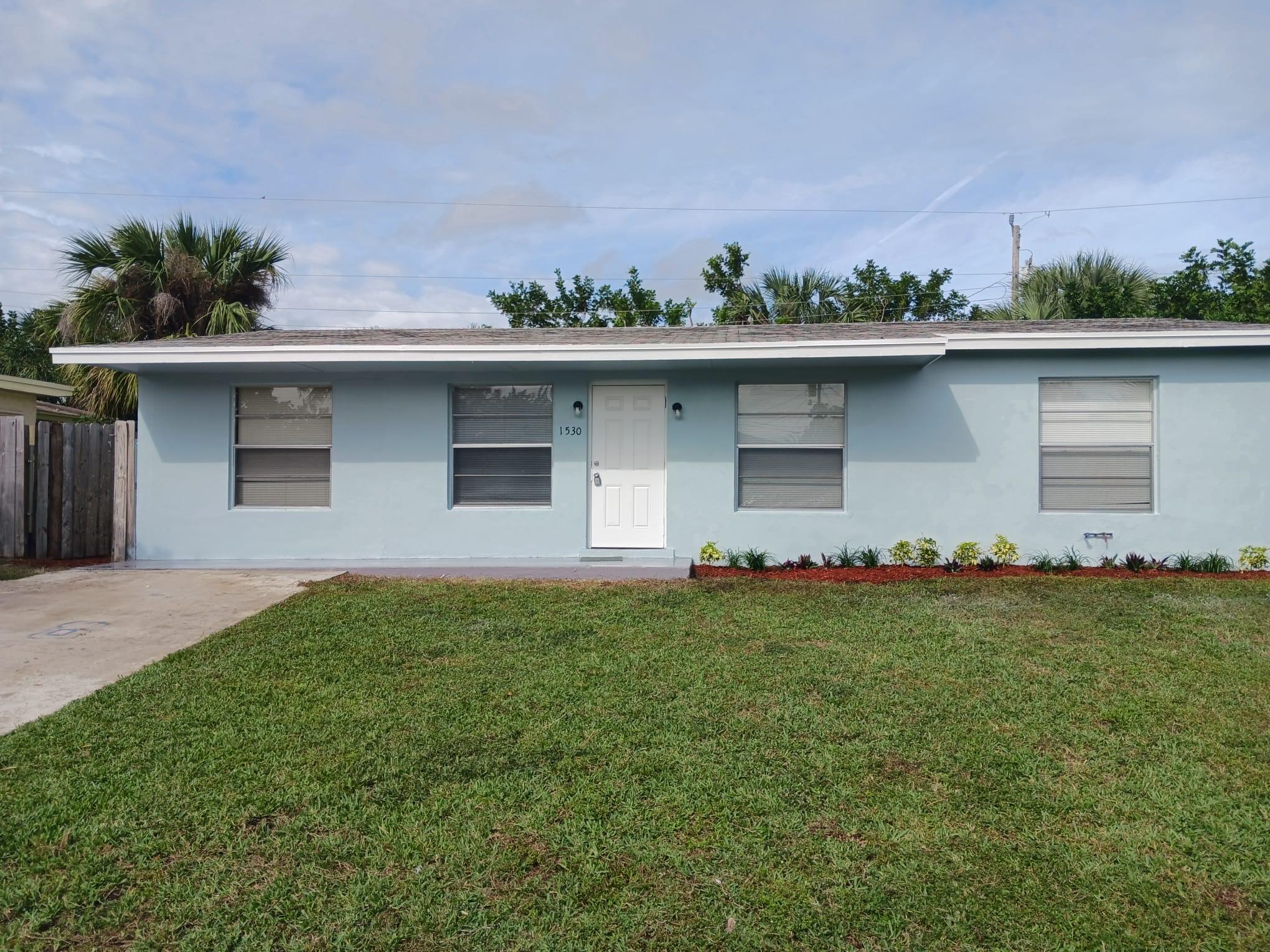 1530 West 14th Street Riviera Beach, FL 33404 - Photo 1 of 5 image_123650291 (31)