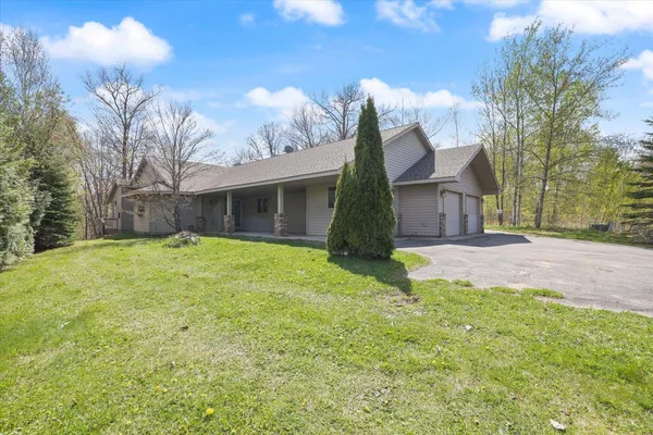 $414,900 | 127 Eagle Drive, Coleraine, MN 55722