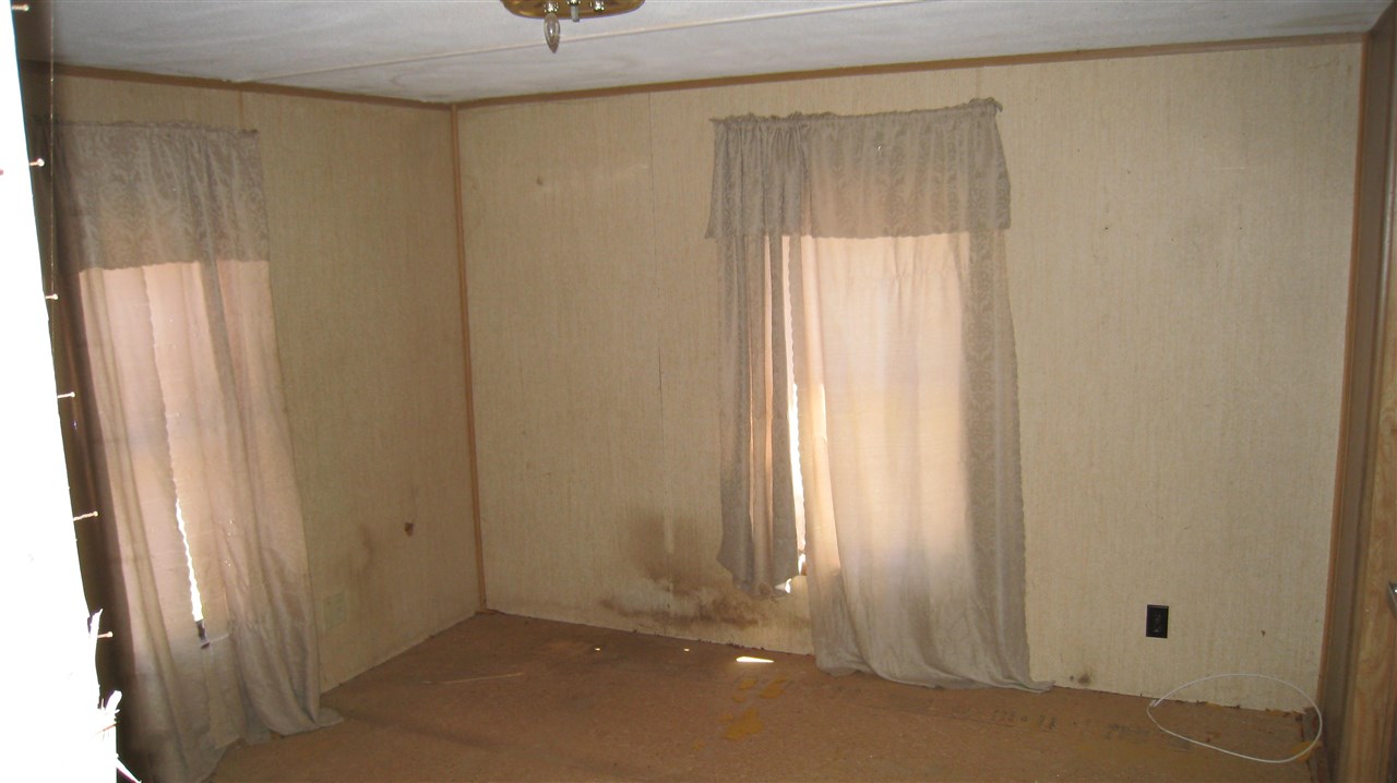 14551 Rosa Road Thompsonville, MI 49683 - Photo 7 of 35 1815534-6.JPG
