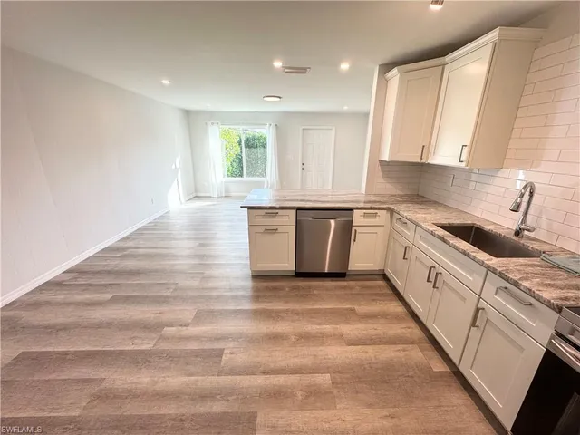 $2,500 | 3181 Poinciana Drive, Naples, FL 34105