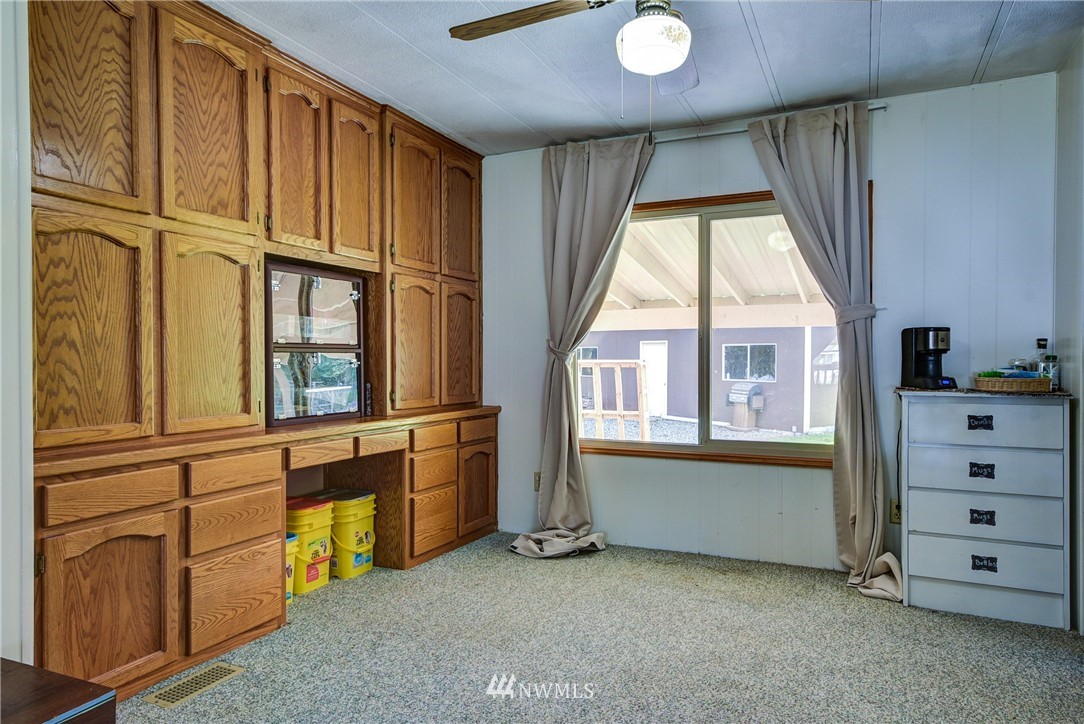 85 West Troxell Road Oak Harbor, WA 98277 - Photo 14 of 22 Gallery Image 14