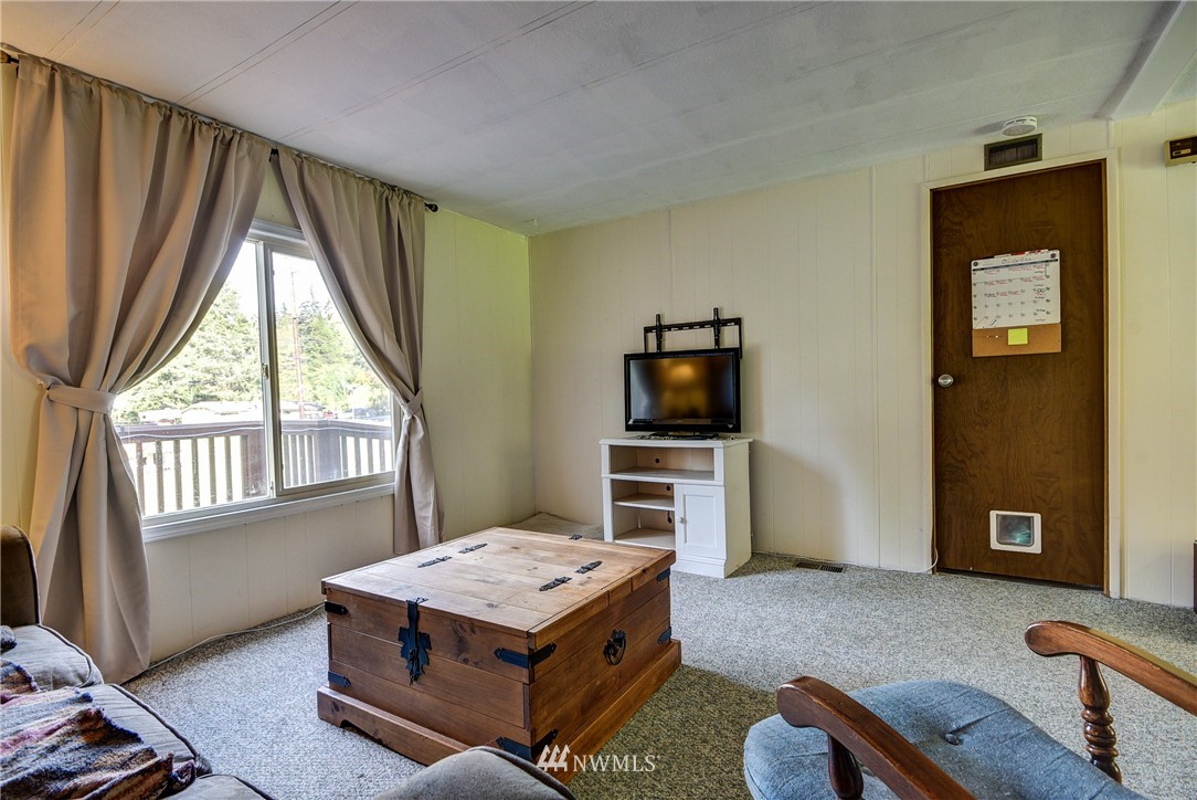 85 West Troxell Road Oak Harbor, WA 98277 - Photo 6 of 22 Gallery Image 6