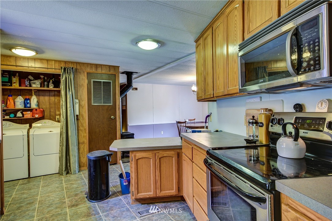 85 West Troxell Road Oak Harbor, WA 98277 - Photo 10 of 22 Gallery Image 10