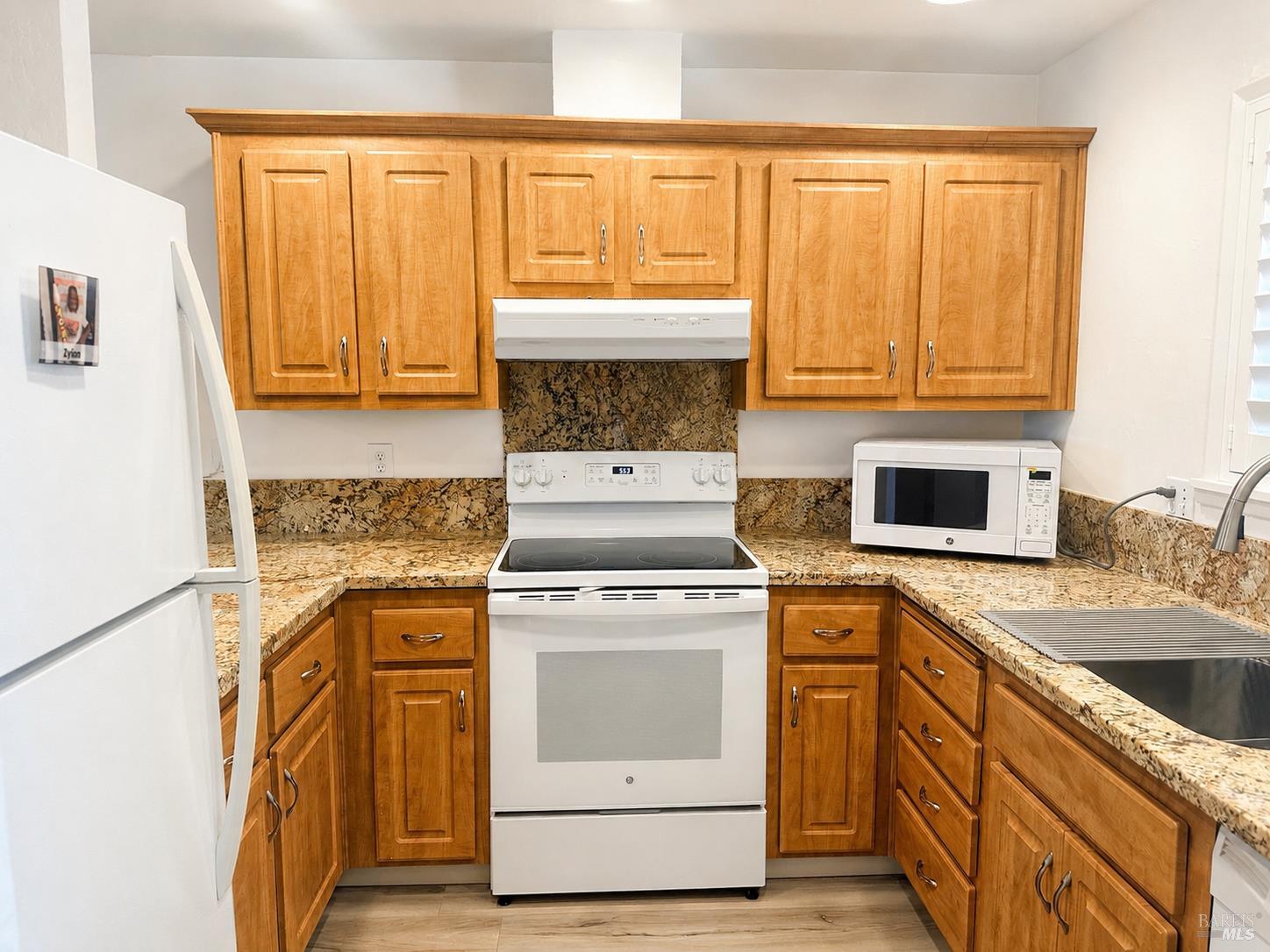 900 Southampton Road, Unit 48 Benicia, CA 94510 - Photo 2 of 8