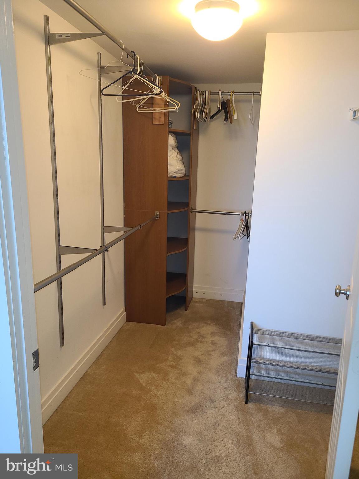 414 Water Street, Unit 2613 Baltimore, MD 21202 - Photo 18 of 42 a view of an empty walk in closet