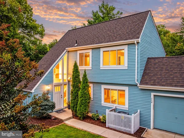 $749,000 | 1444 Yellowwood Court, Reston, VA 20190