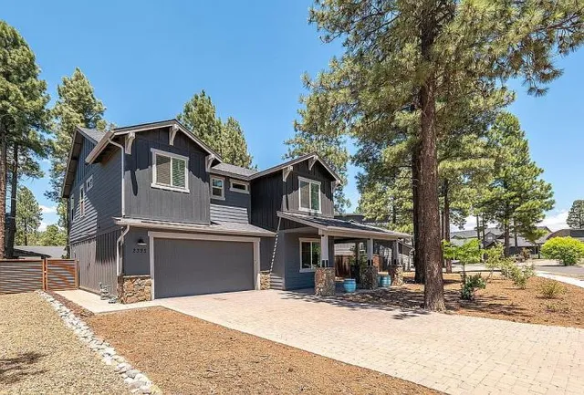 $969,000 | 2395 South Polaris Way, Flagstaff, AZ 86001