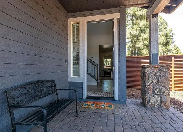 $969,000 | 2395 South Polaris Way, Flagstaff, AZ 86001