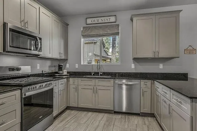 $969,000 | 2395 South Polaris Way, Flagstaff, AZ 86001